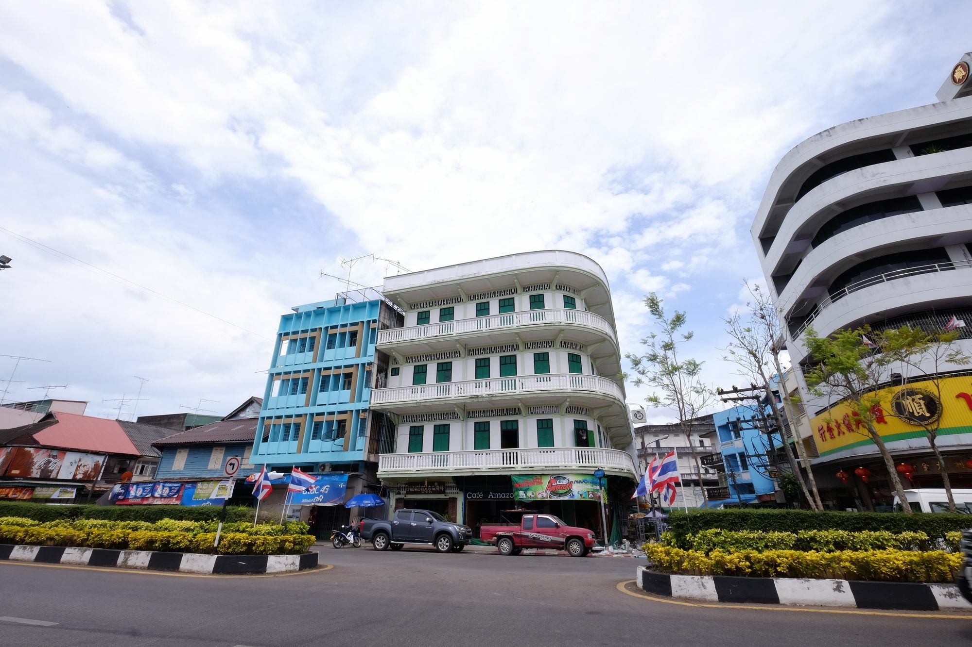 The Midtown Hotel And Cafe Trang Buitenkant foto